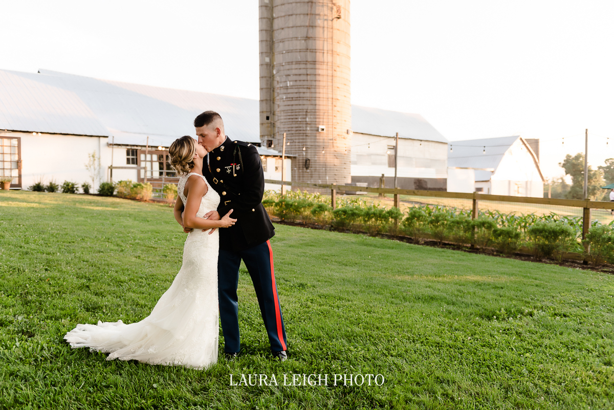 johnsons locust hall farm wedding photos-65