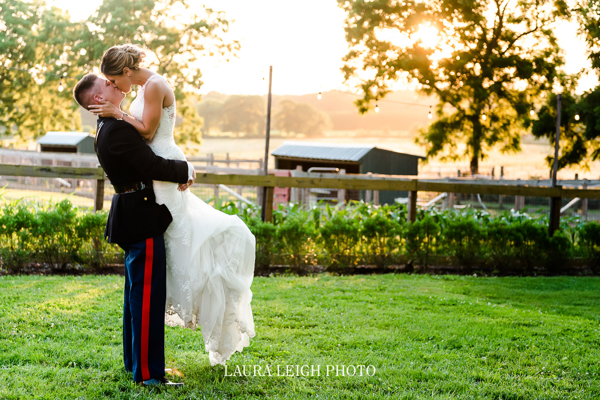 johnsons locust hall farm wedding photos-70